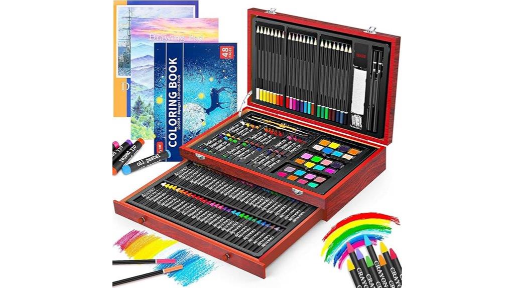 150 piece wooden art set