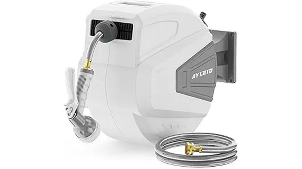 retractable hose reel with nozzle